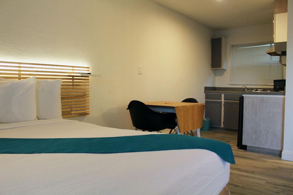 Hotel Point Loma Сан-Диего Экстерьер фото